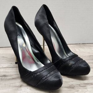 Qupid Black Heel Pumps with Silver Stiletto Woman's Shoes Size 8